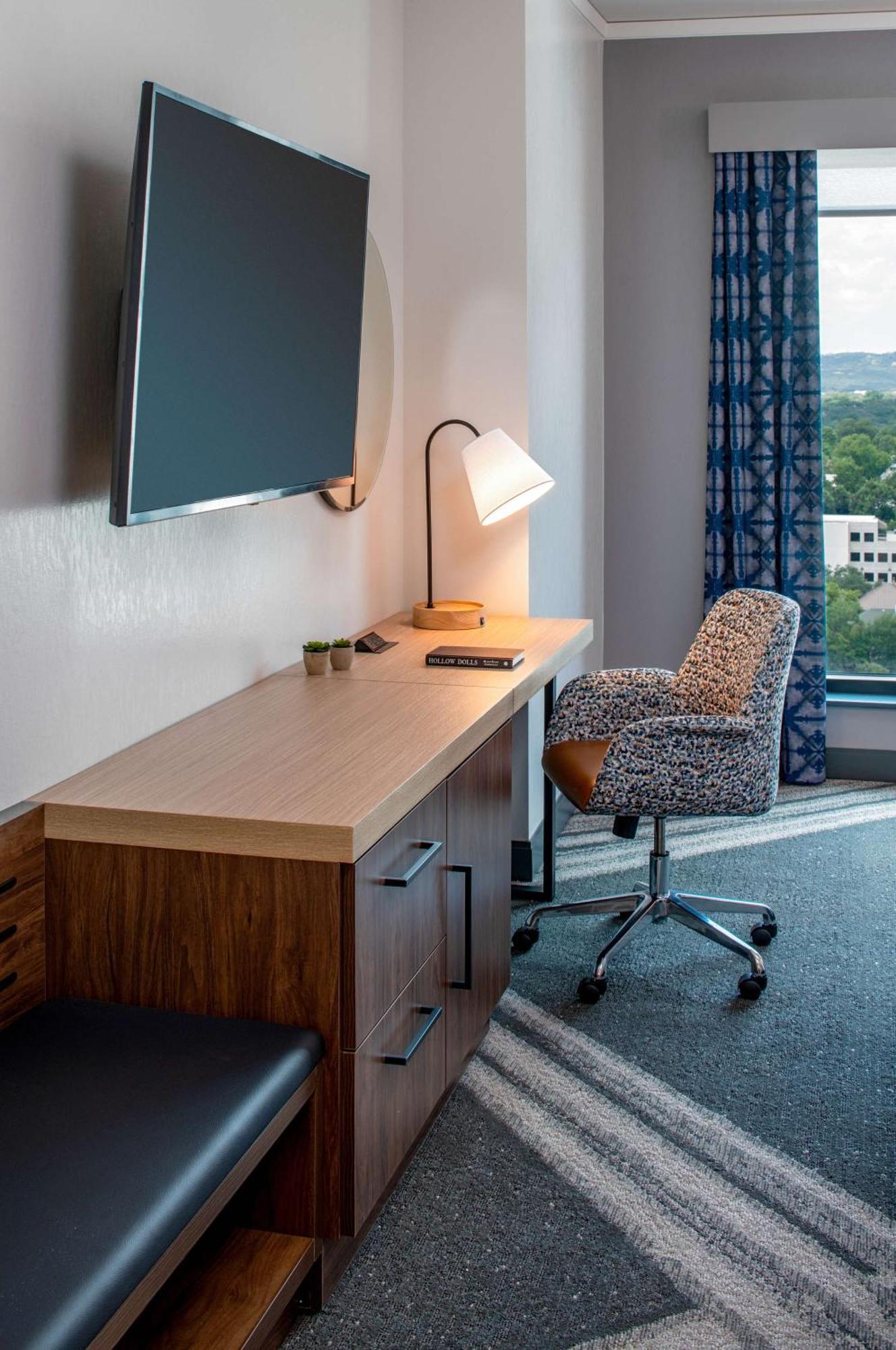 Hilton Garden Inn Austin University Capitol District Dış mekan fotoğraf