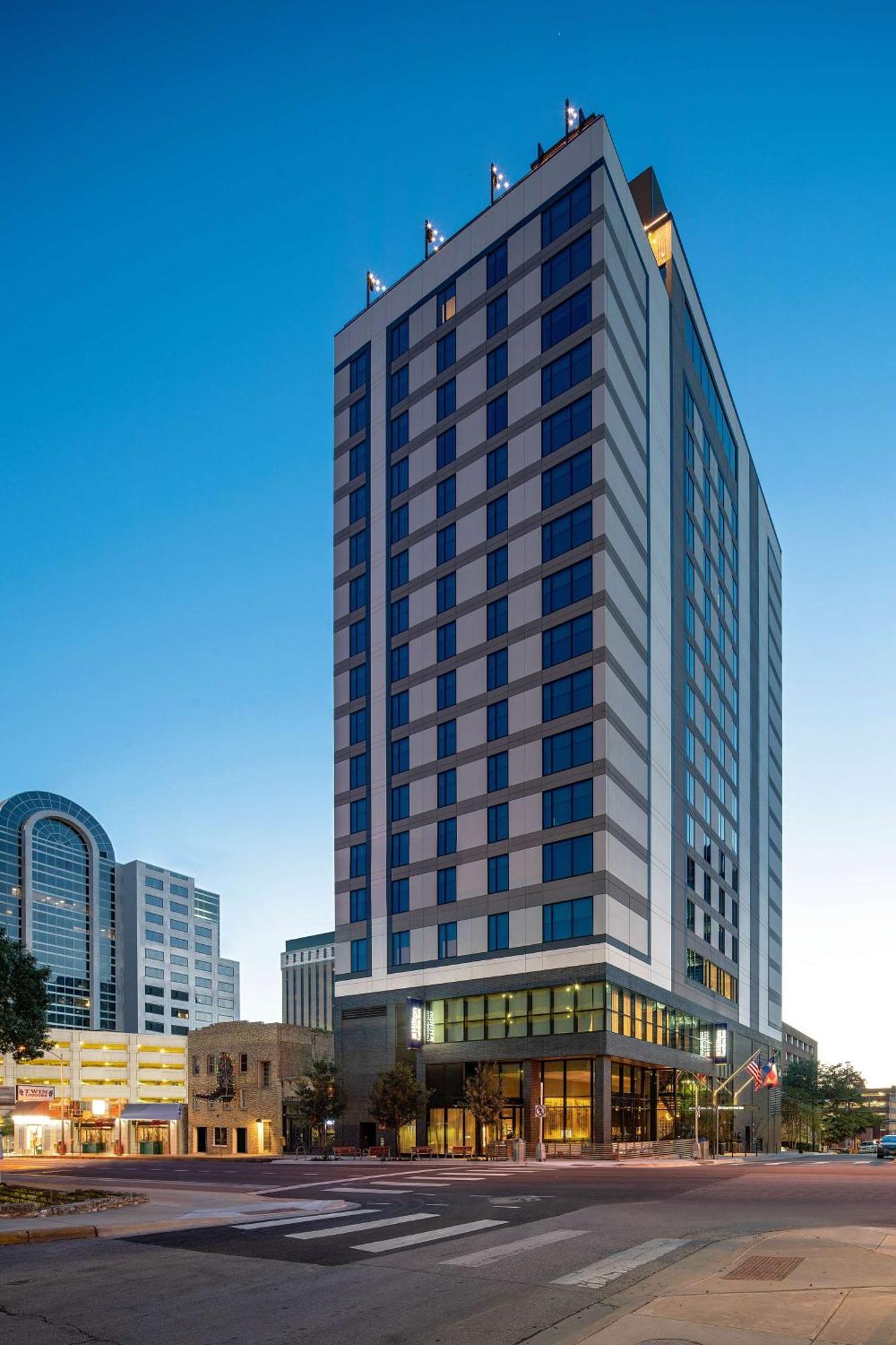 Hilton Garden Inn Austin University Capitol District Dış mekan fotoğraf