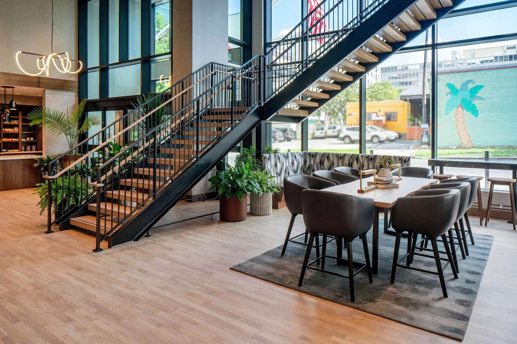 Hilton Garden Inn Austin University Capitol District Dış mekan fotoğraf